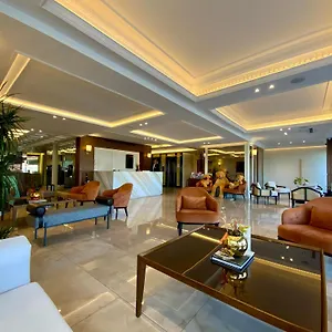 Otel The Biancho Pera